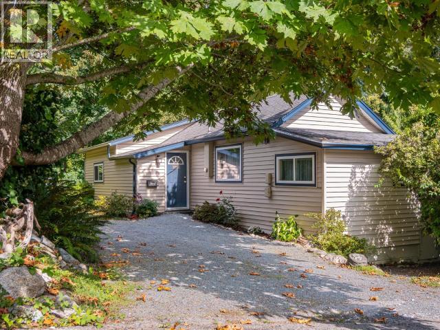 5776 HATFIELD PLACE - 1