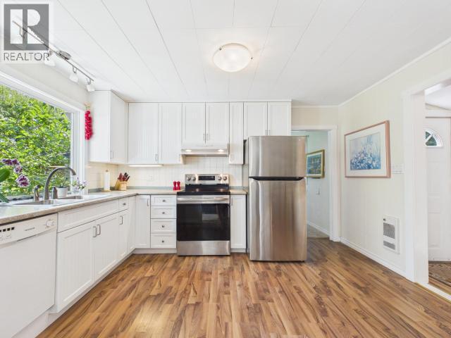 5776 HATFIELD PLACE, Powell River