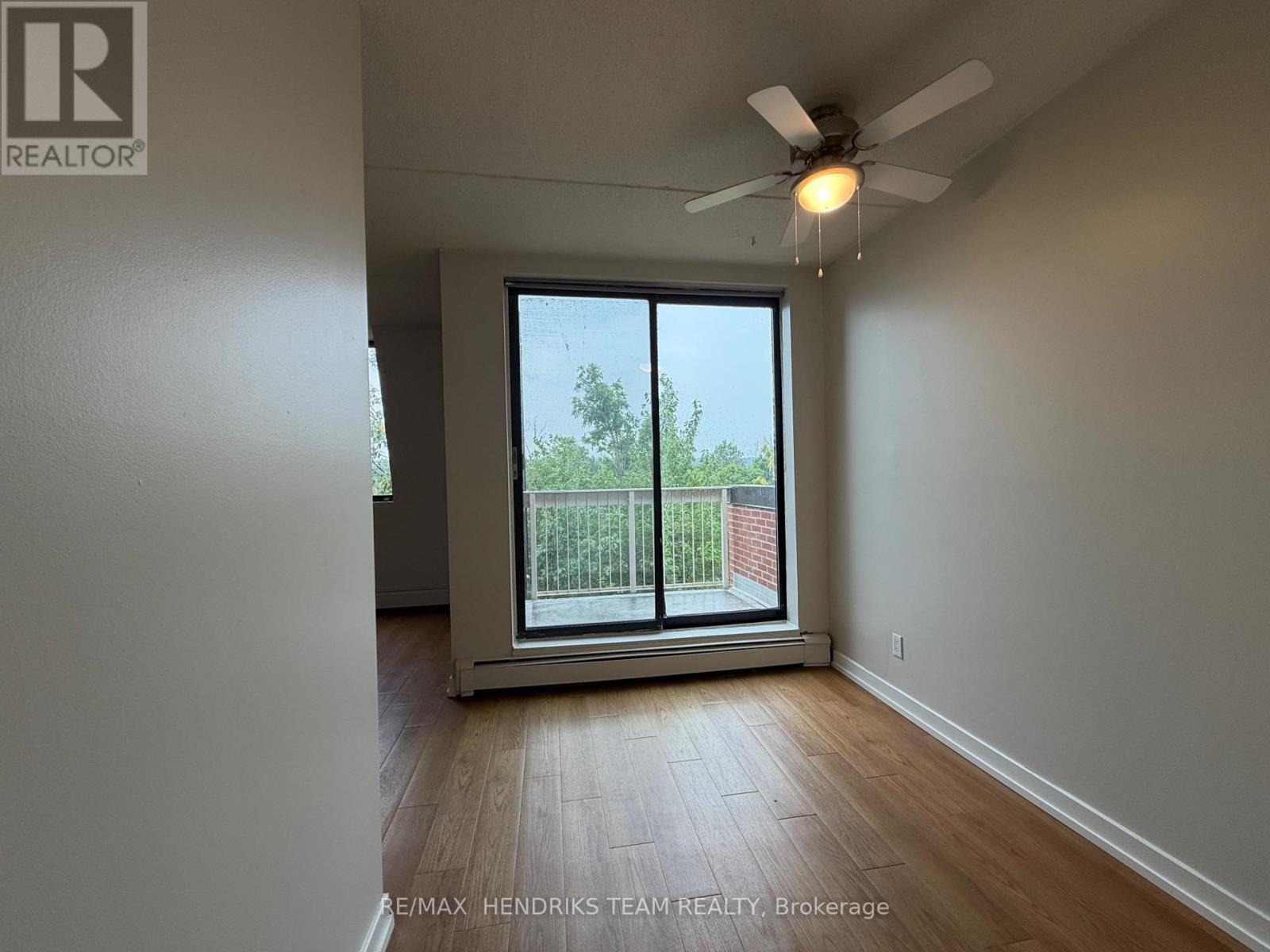 B401 - 80 ROCKWOOD AVENUE, St. Catharines (Secord Woods) — photo 5