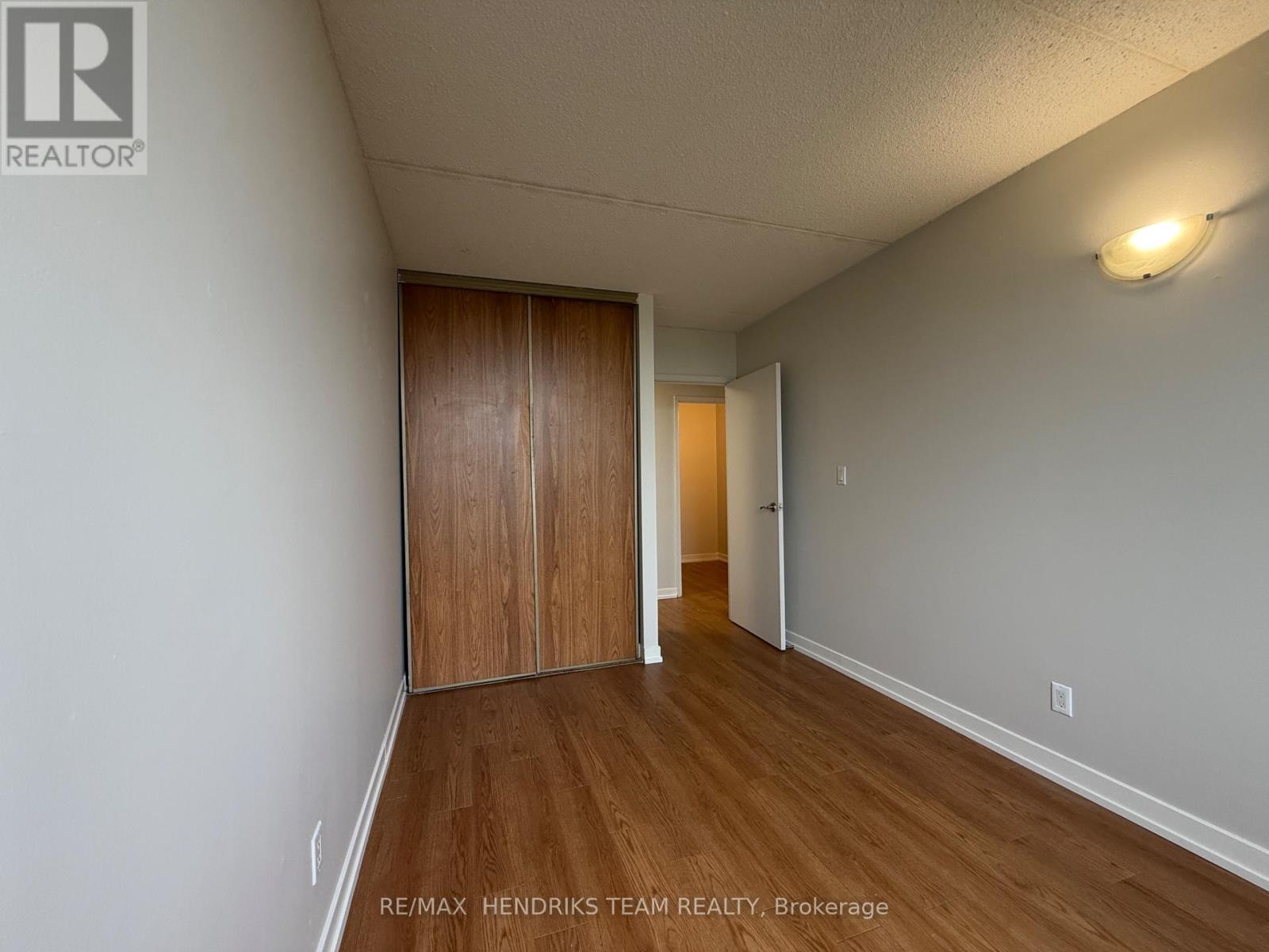 B401 - 80 ROCKWOOD AVENUE, St. Catharines (Secord Woods) — photo 8