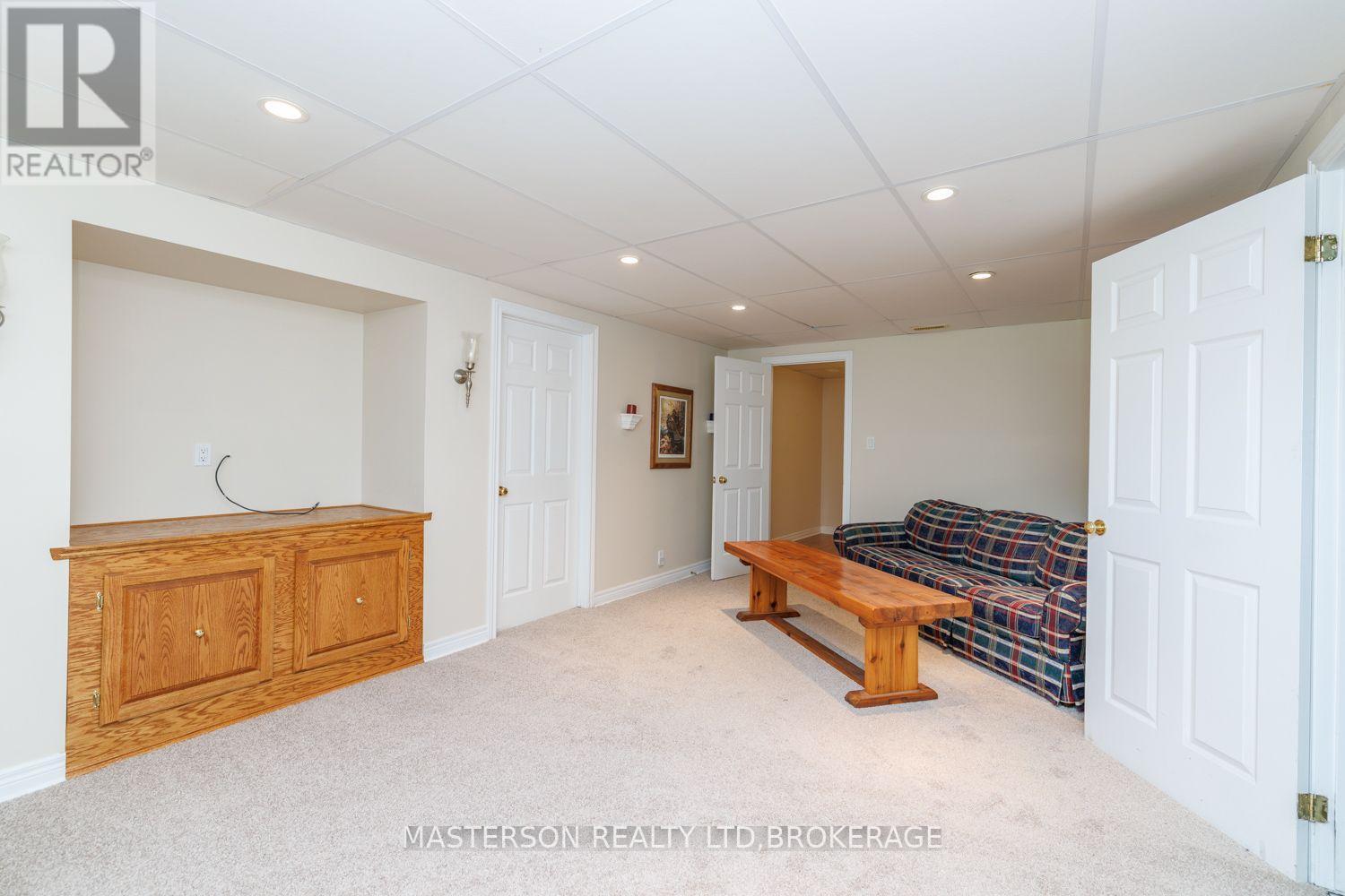 14064 KING ROAD - 23