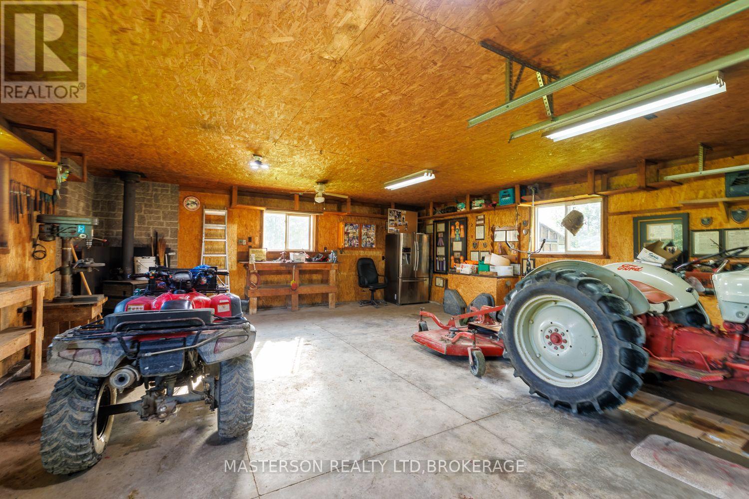 14064 KING ROAD - 36