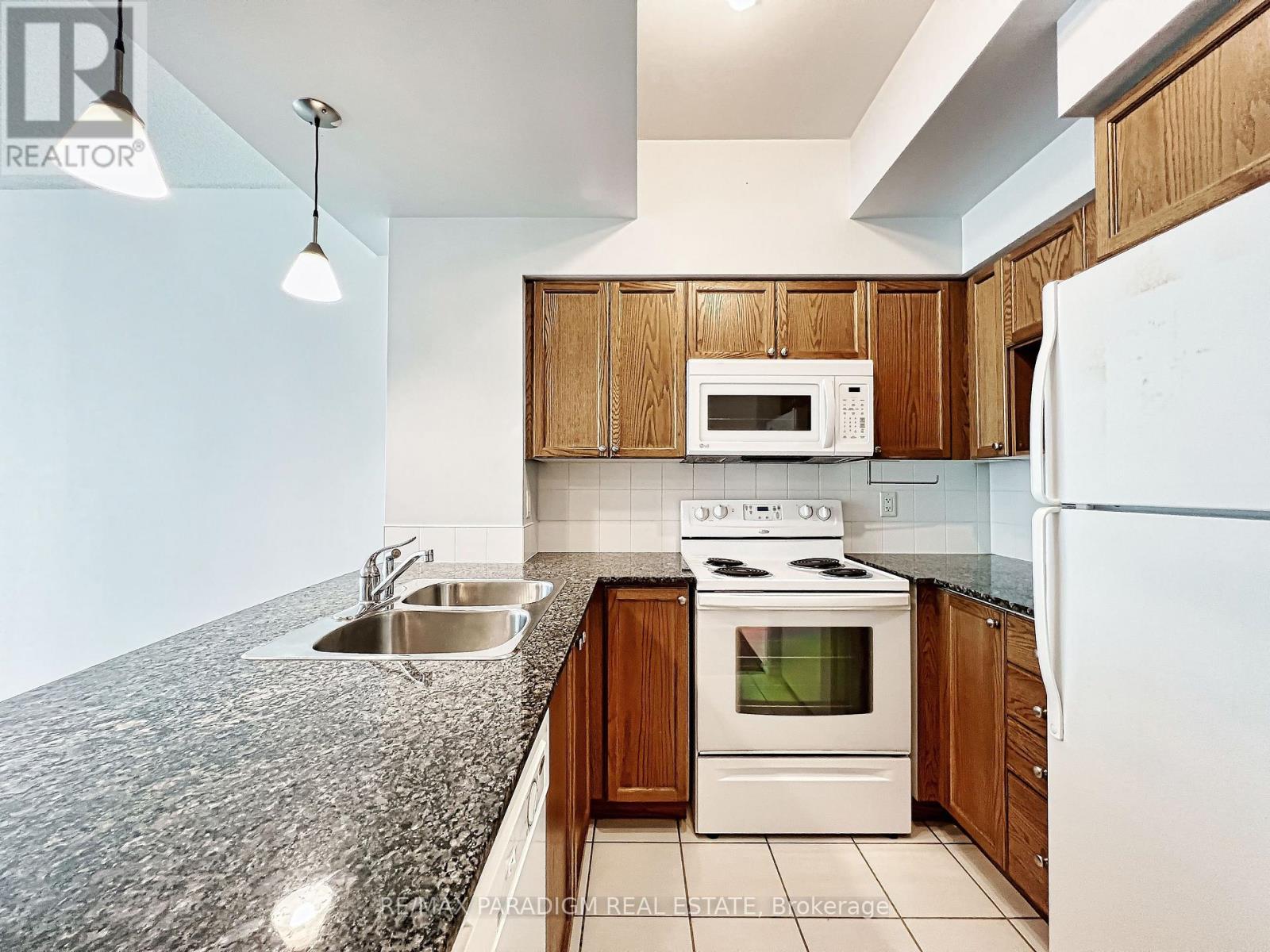 #3713 18 YONGE STREET - 10