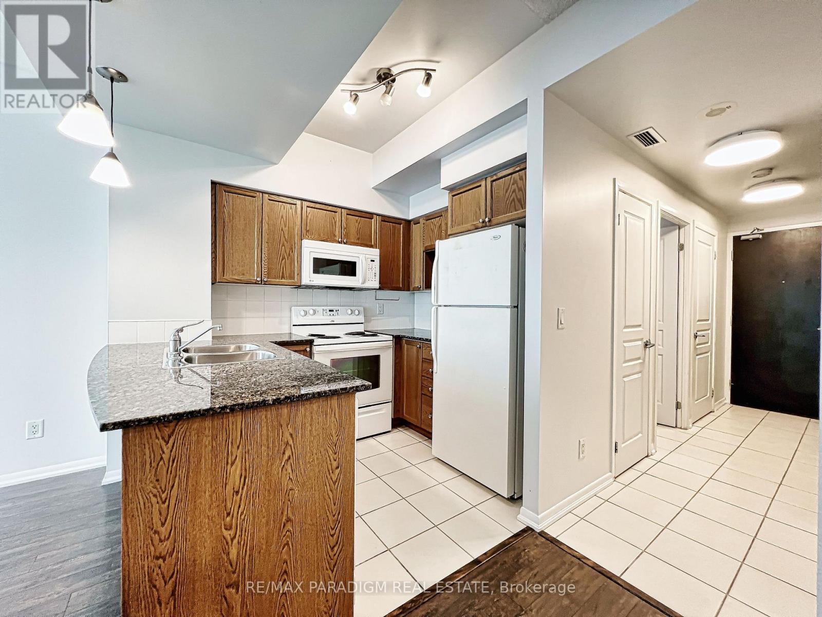 #3713 18 YONGE STREET - 11