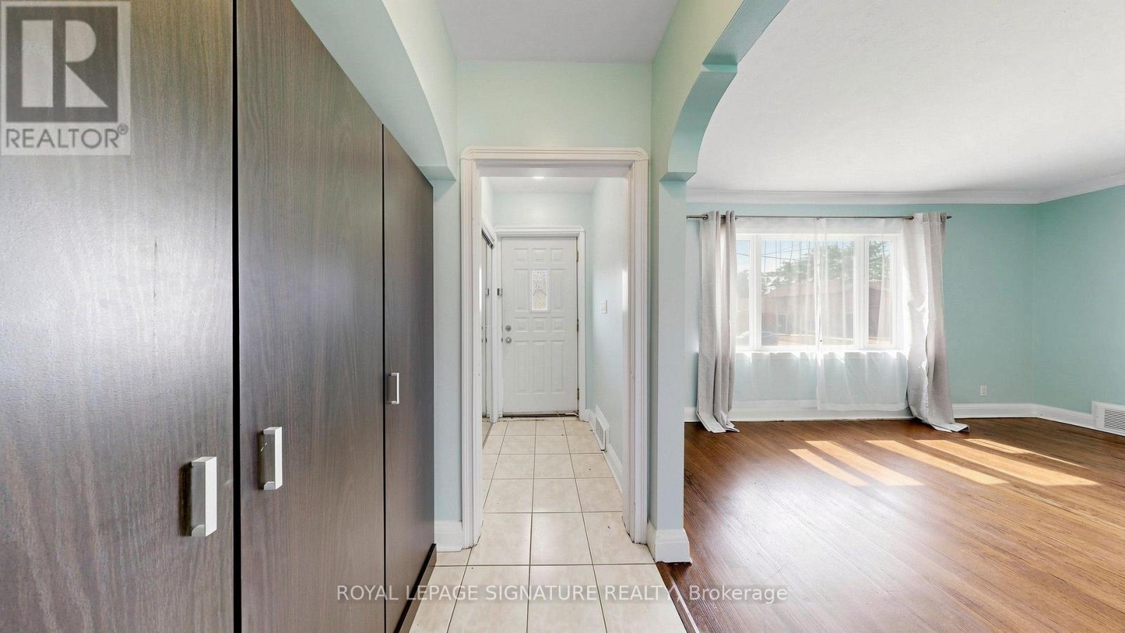 14 VALDANE DRIVE - 13