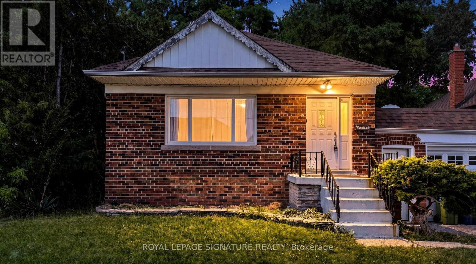14 VALDANE DRIVE - 2