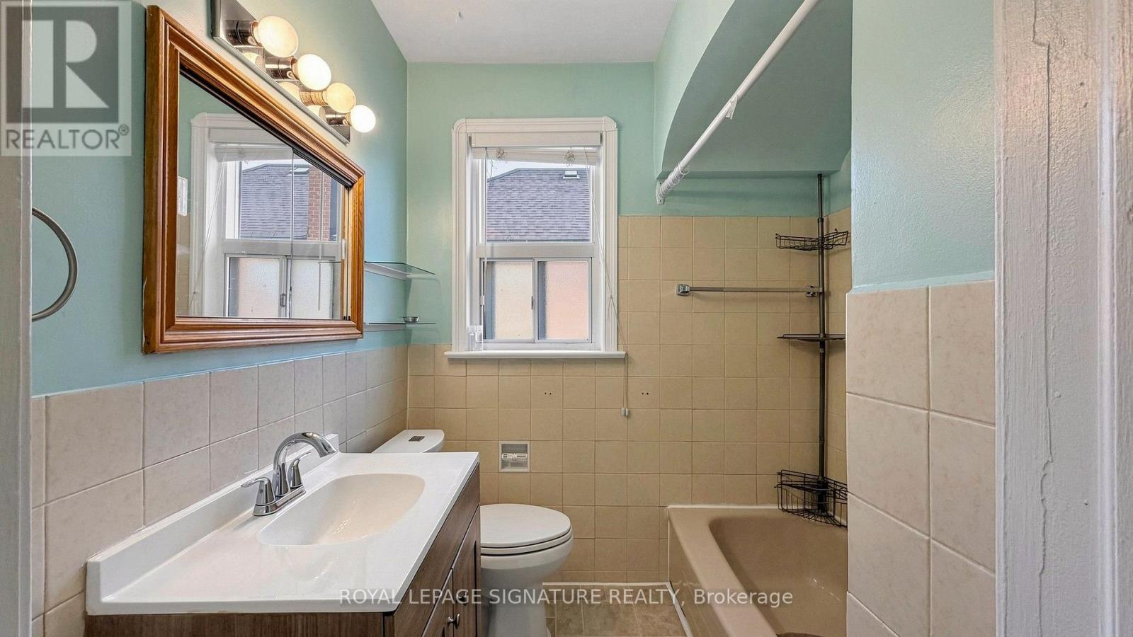 14 VALDANE DRIVE - 24