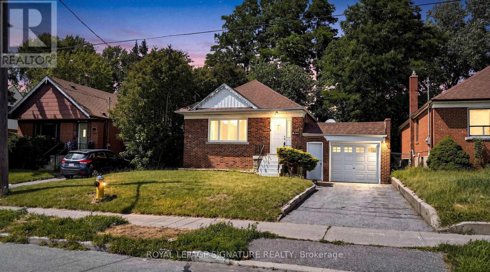 14 VALDANE DRIVE - 3