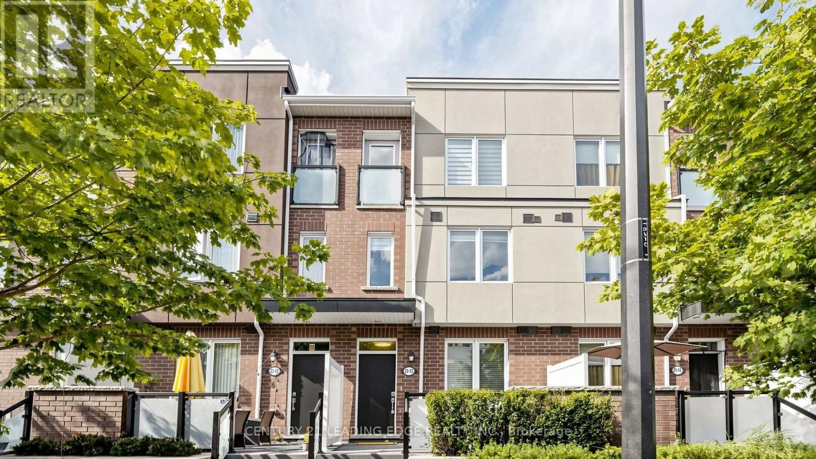 #13 25 HERON PARK PLACE - 1