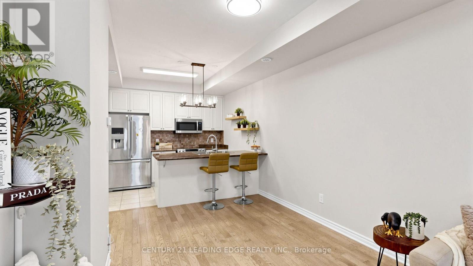 #13 25 HERON PARK PLACE - 11
