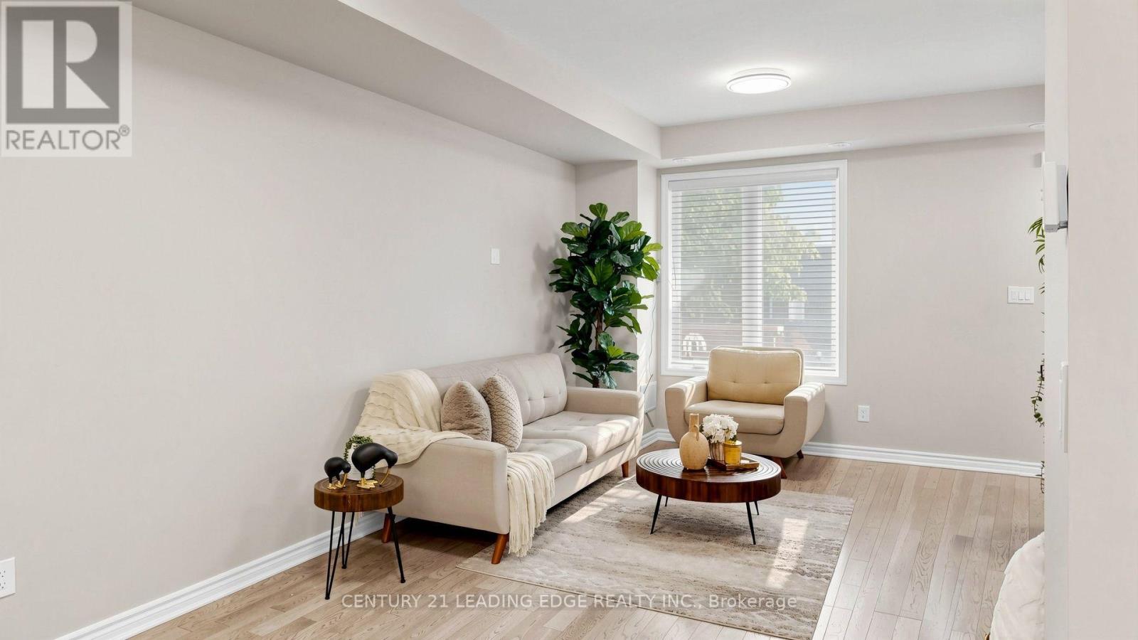 #13 25 HERON PARK PLACE - 5