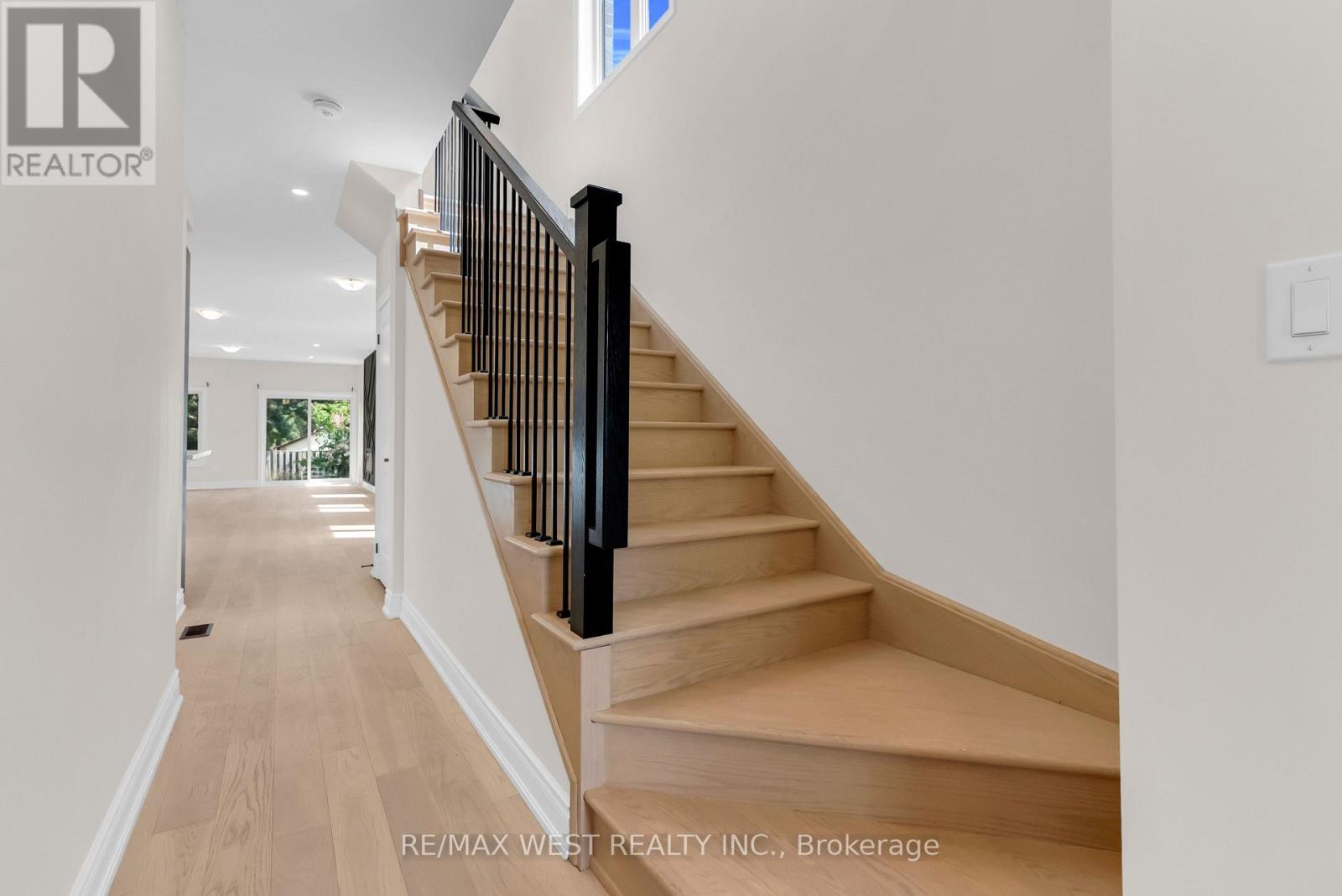 131 GUELPH STREET - 20