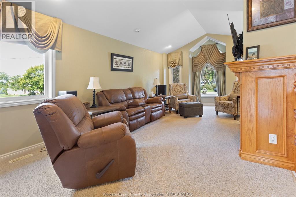 1315 ST. CLAIR ROAD, Lakeshore — photo 4