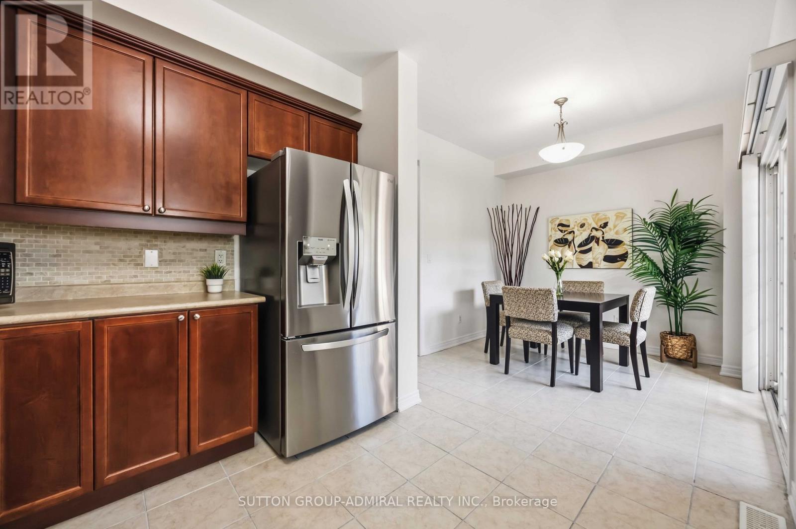#4 71 PUCCINI DRIVE - 13