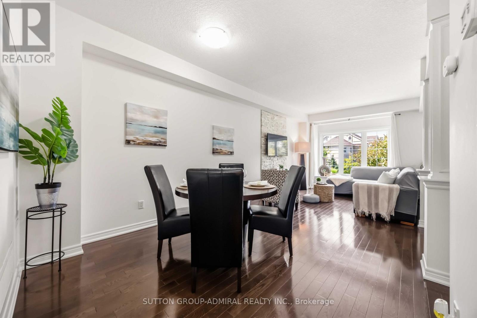 #4 71 PUCCINI DRIVE - 9