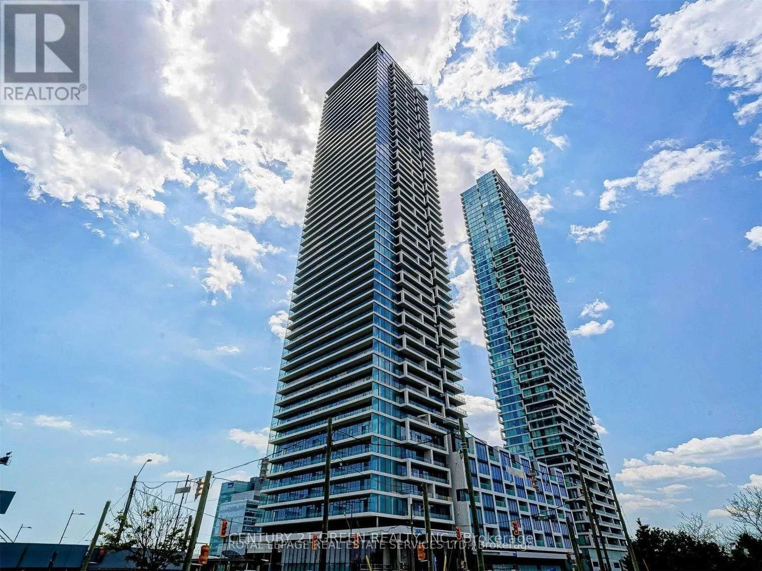807 - 950 PORTAGE PARKWAY, Vaughan (Vaughan Corporate Centre)