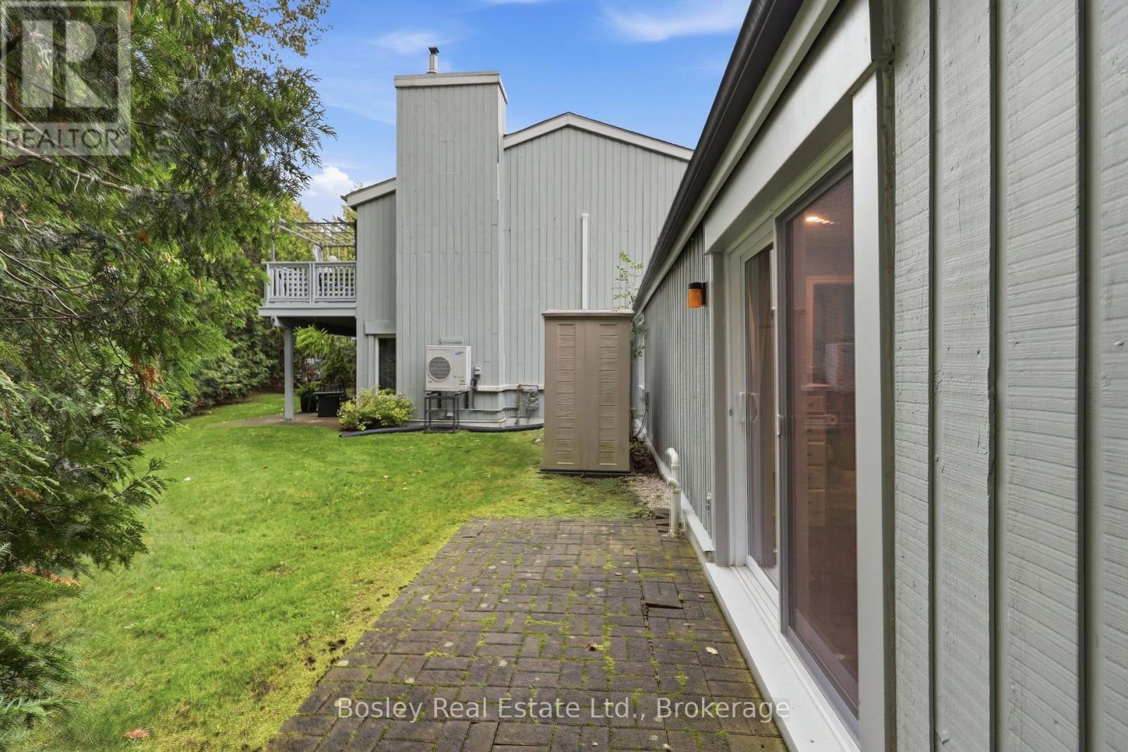 100 Fairway Crescent — photo 28