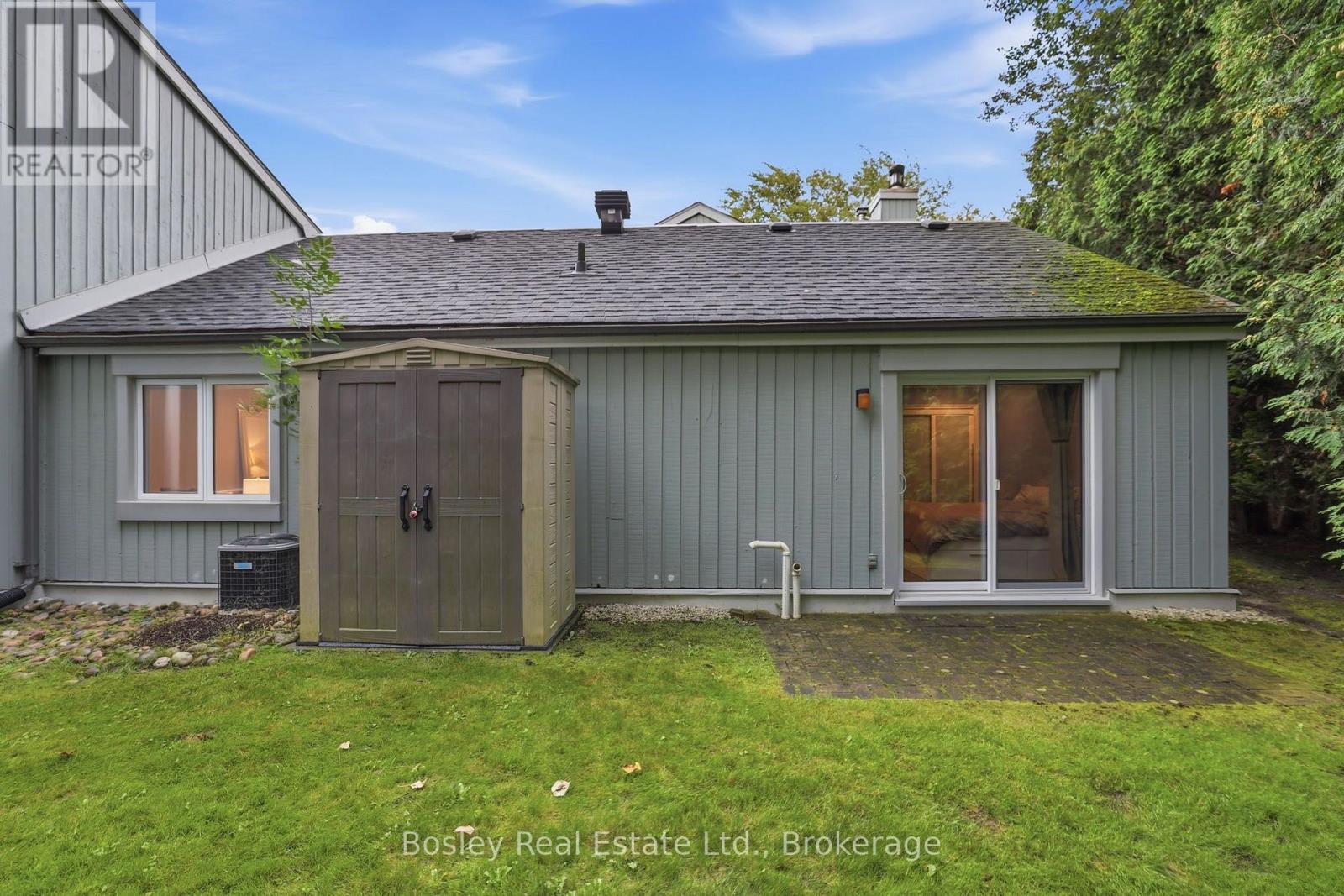 100 Fairway Crescent — photo 29