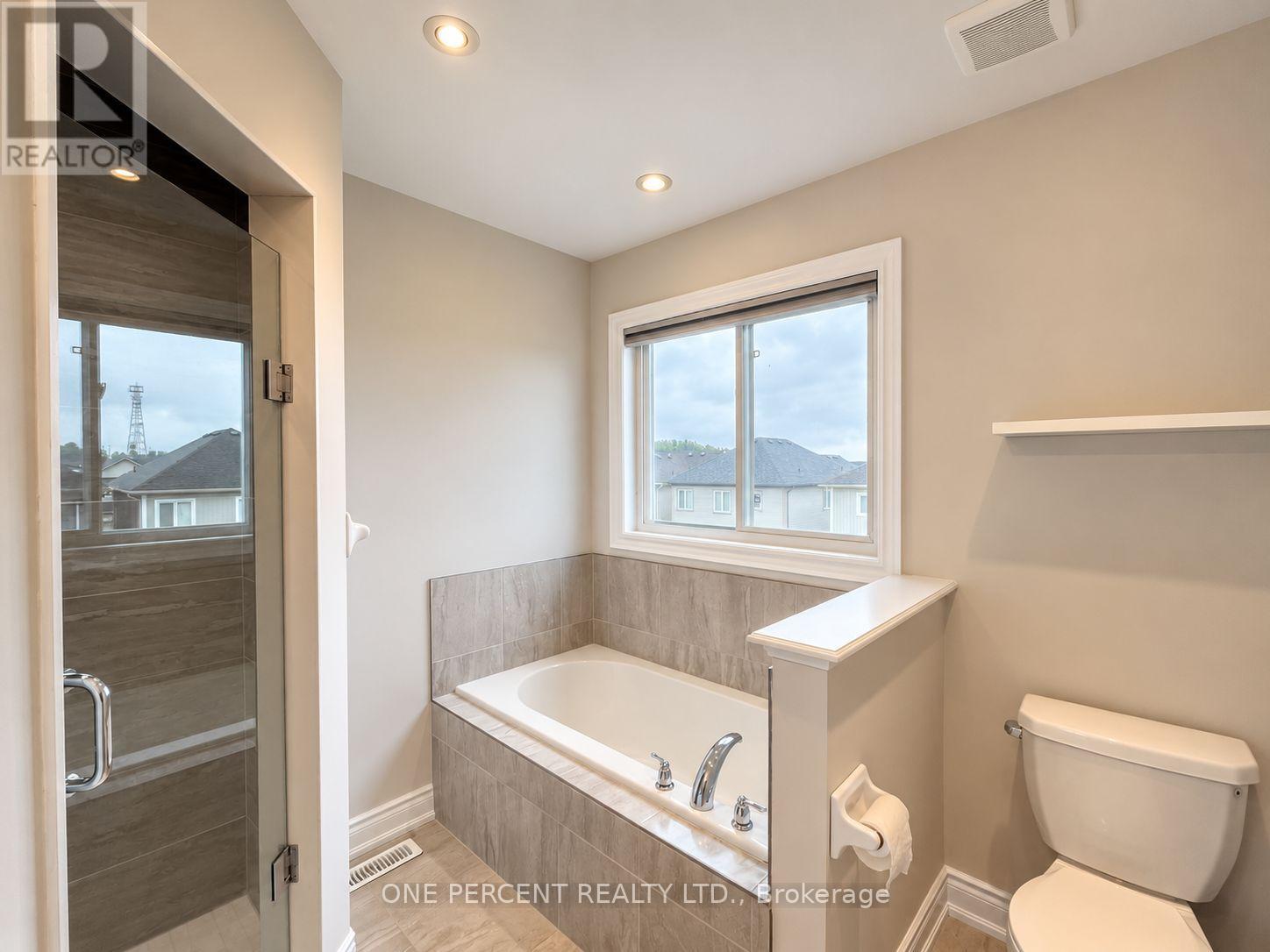 168 DIANA DRIVE - Image 32