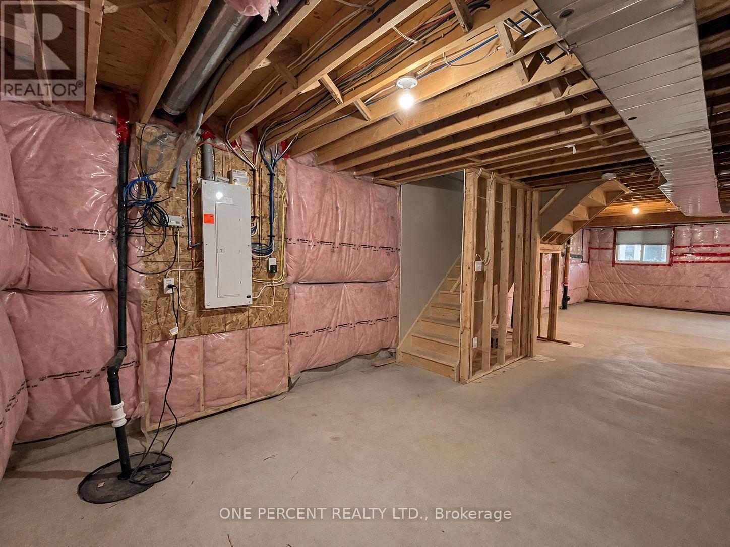 168 DIANA DRIVE - Image 45