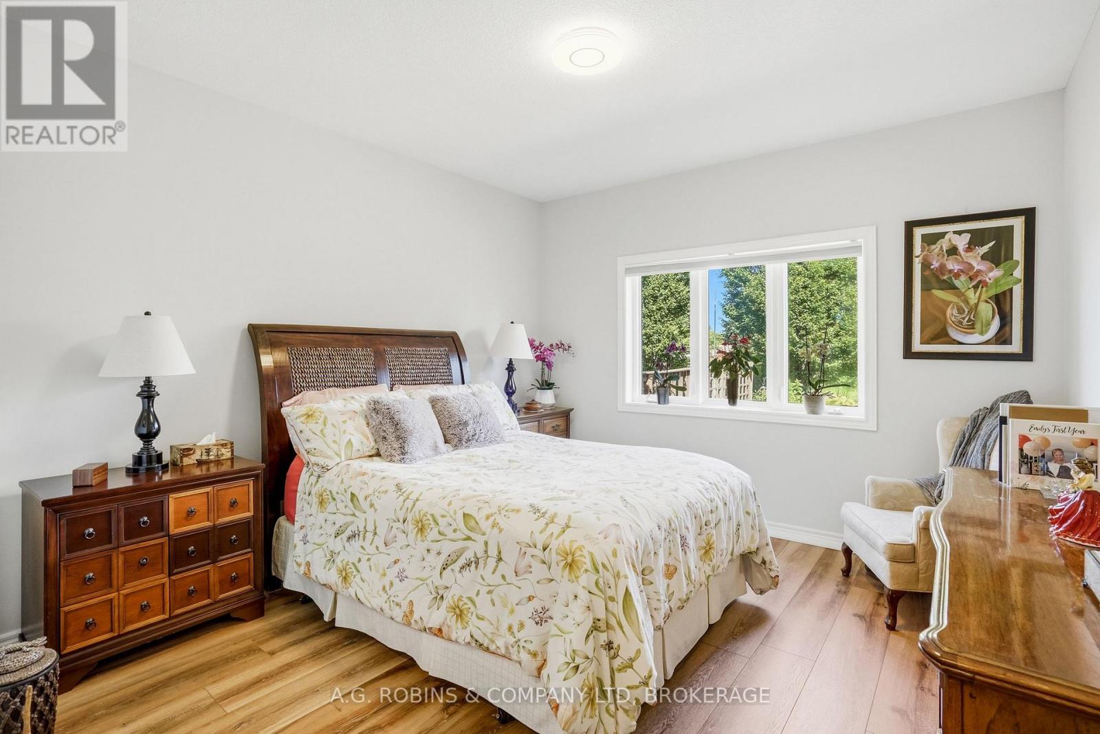 98 MAPLE STREET - 20