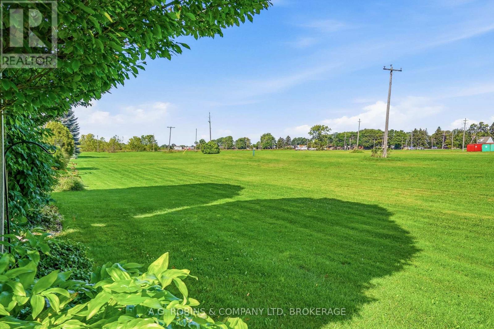 98 MAPLE STREET - Image 30
