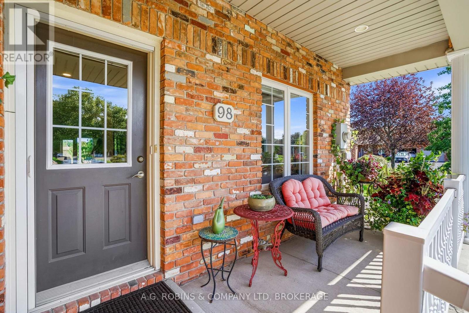 98 MAPLE STREET, Port Colborne (Sugarloaf) — photo 4