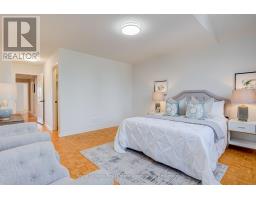 5453 Middleport Crescent, Mississauga, ON L4Z3V2 Photo 14