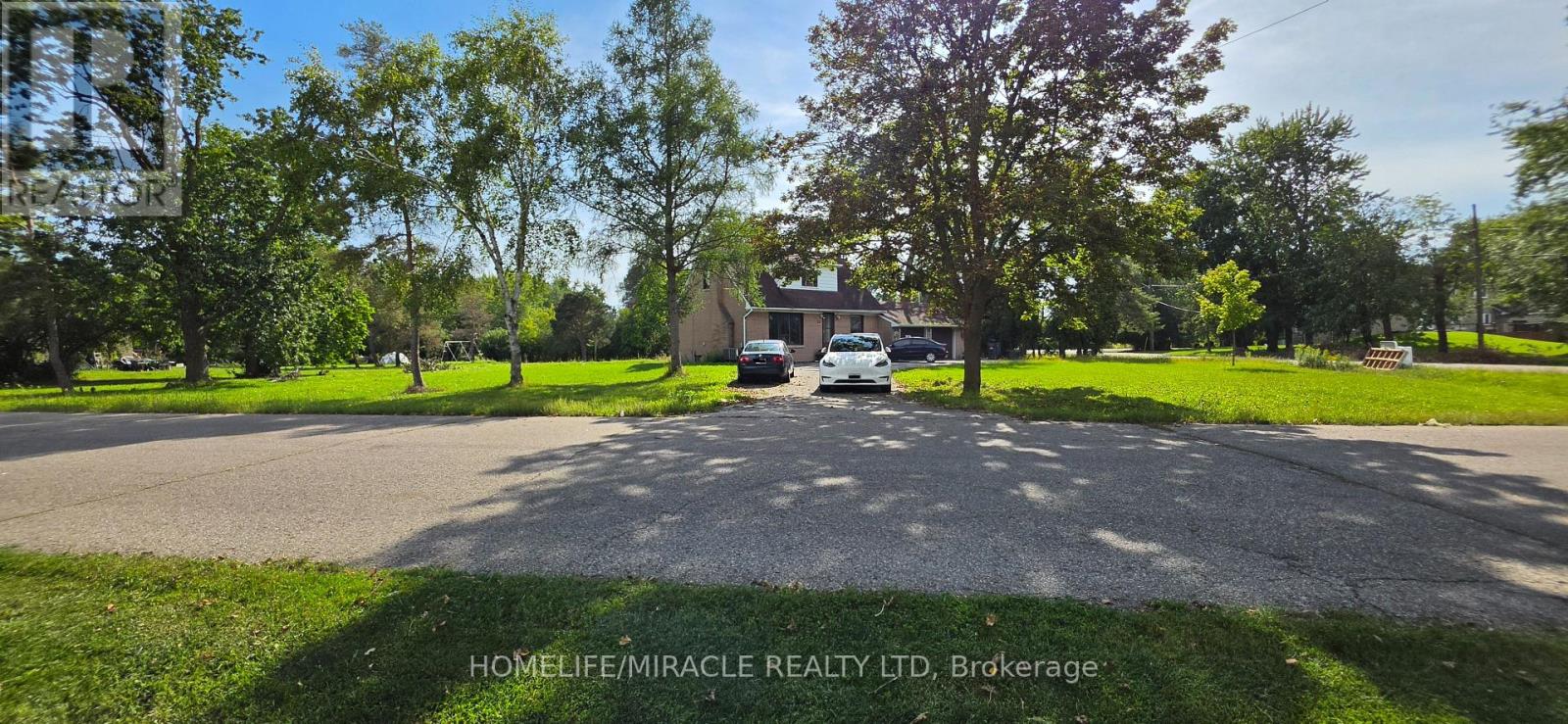 23 MARYSFIELD DRIVE - 5