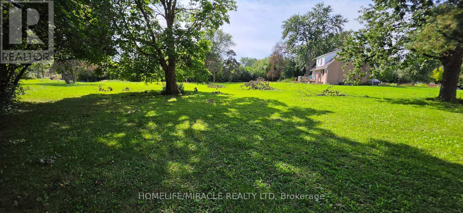 23 MARYSFIELD DRIVE - 8