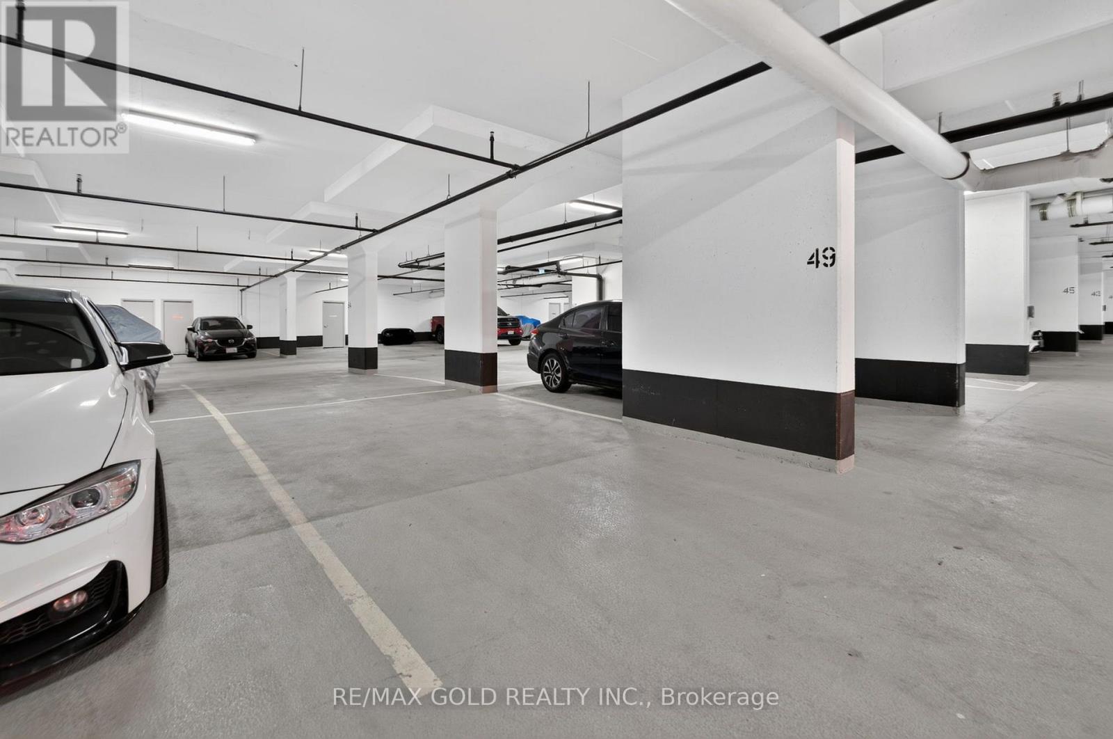 #308 55 YORKLAND BOULEVARD - 34