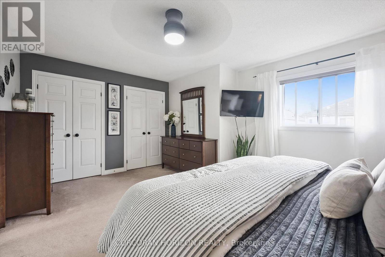 #4 2970 BERWICK DRIVE - 14
