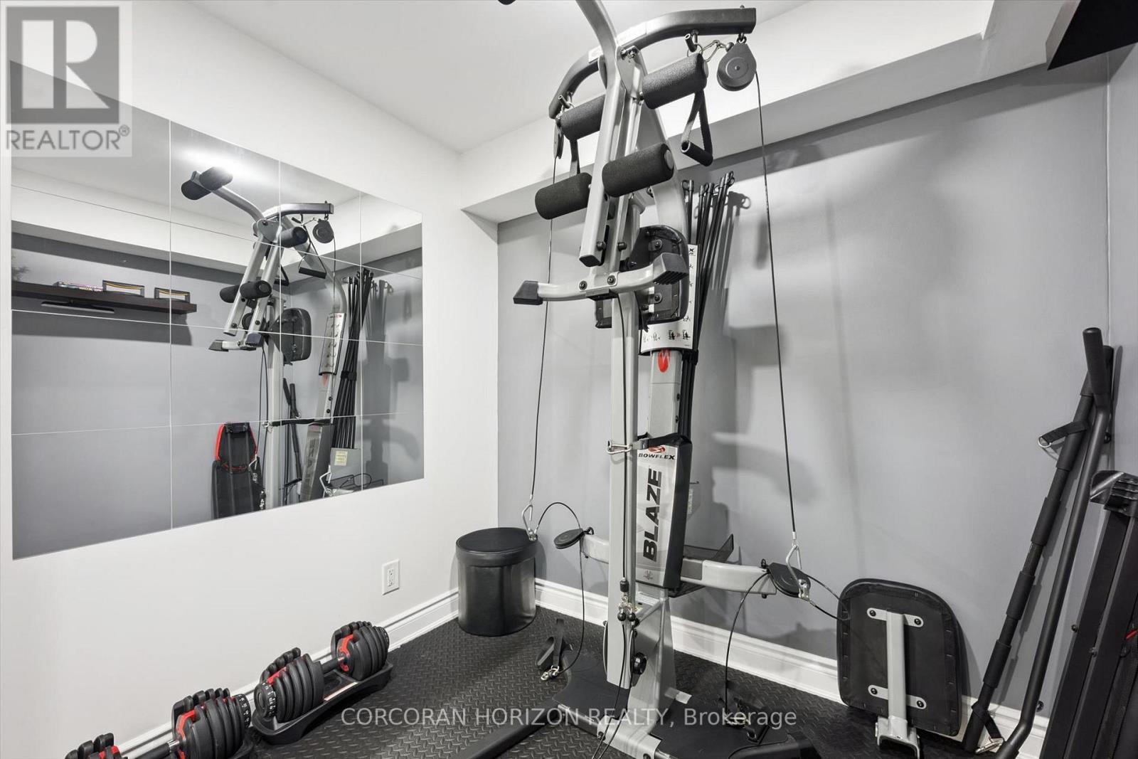 #4 2970 BERWICK DRIVE - 24