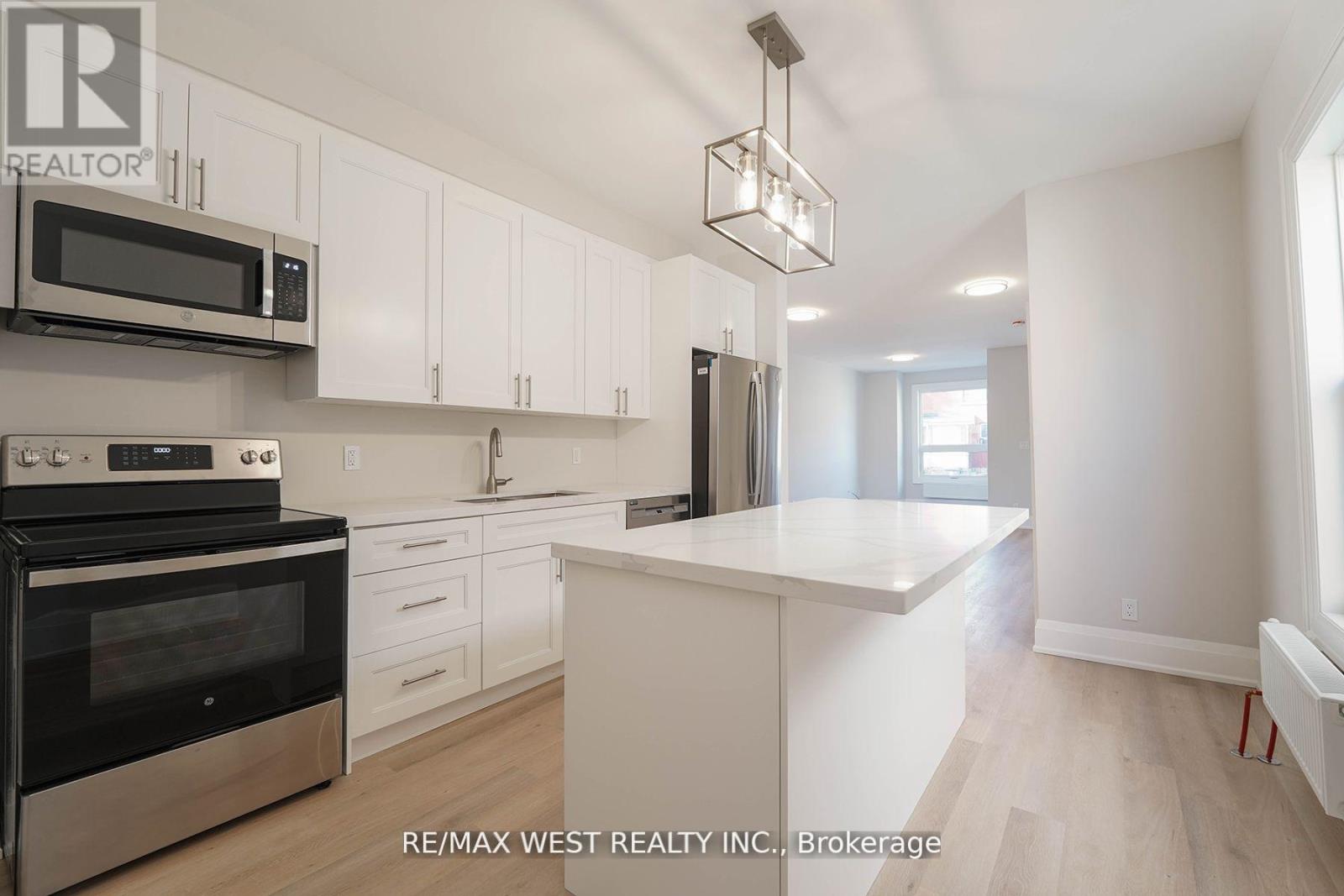 115 EDWIN AVENUE - 13