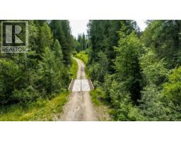 Richlands Road, Cherryville, BC V0E2G1 Photo 11