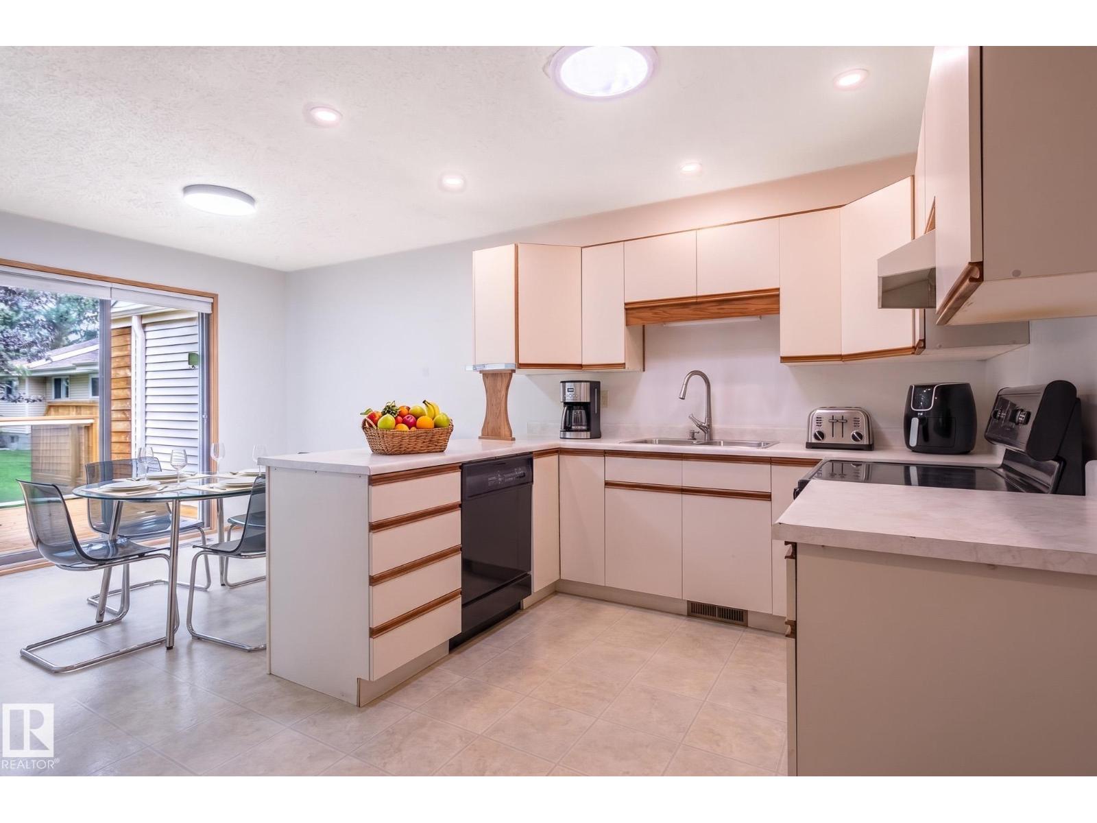 241 OEMING RD NW - Image 6