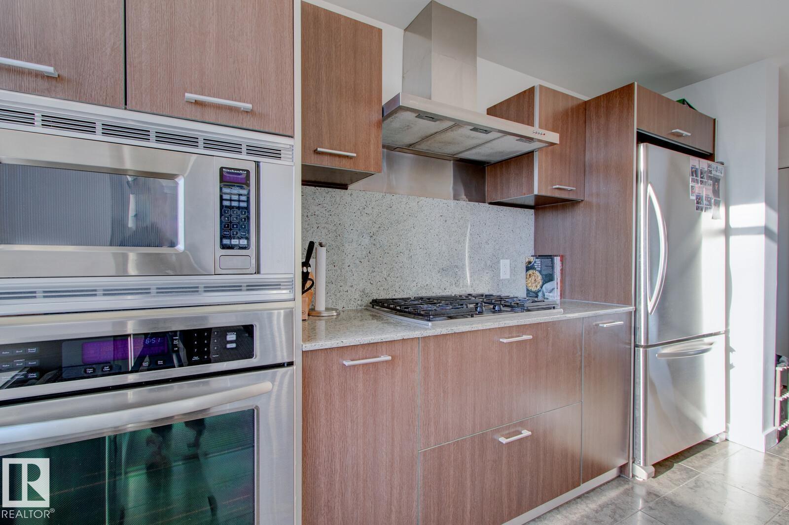 #213 2510 109 ST NW - 6