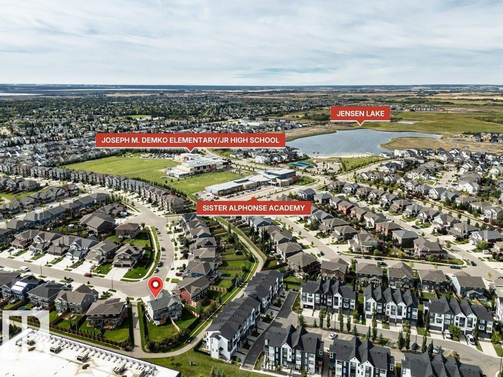 34 JUNEAU WY - 54