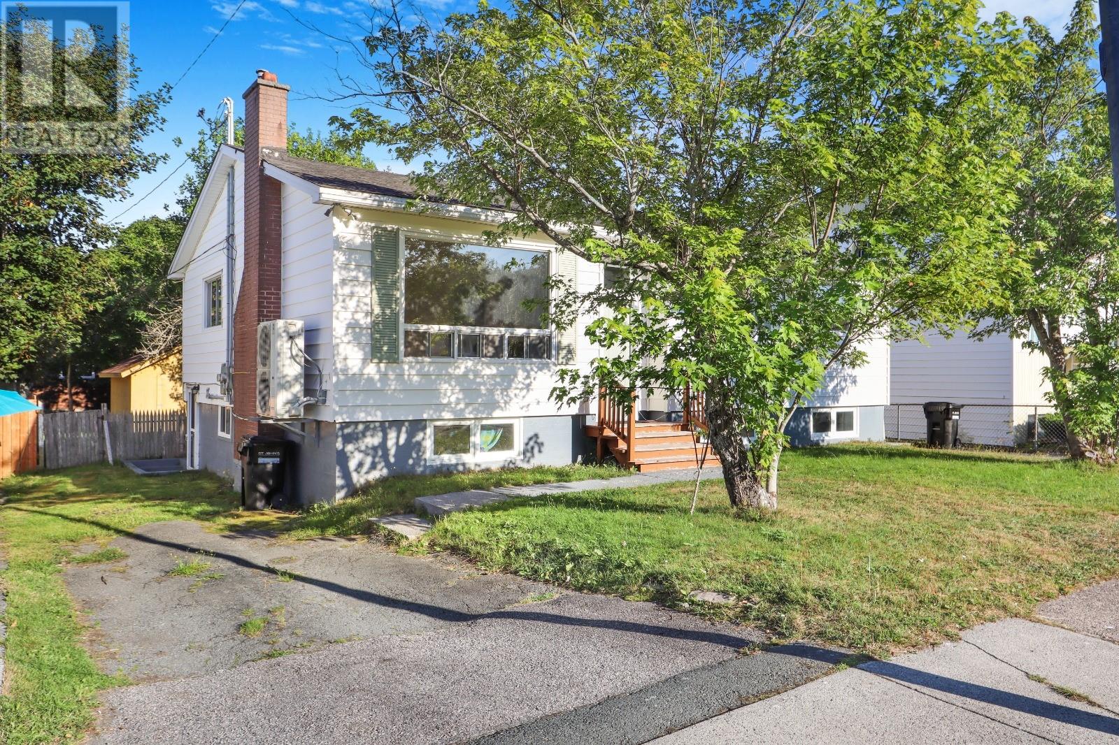 51 Fox Avenue, St John's — photo 2