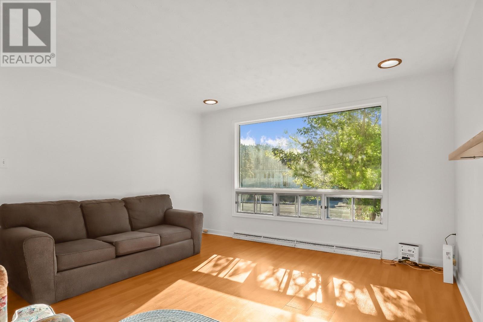 51 Fox Avenue, St John's — photo 5