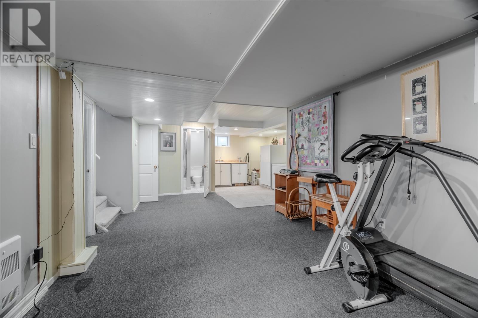 36 St Andrews Avenue - 17
