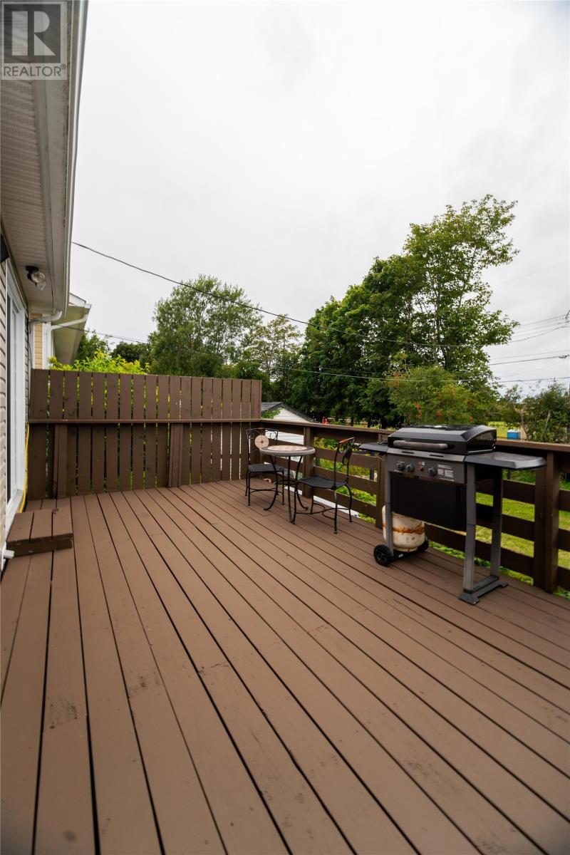 36 St Andrews Avenue - 23
