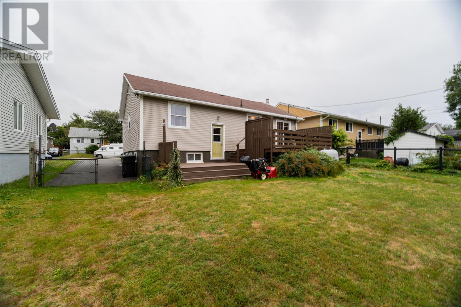 36 St Andrews Avenue - 28