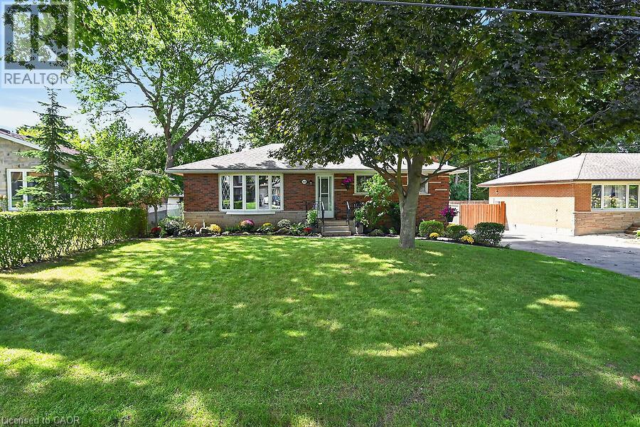 149 BERWICK Street, Caledonia — photo 2