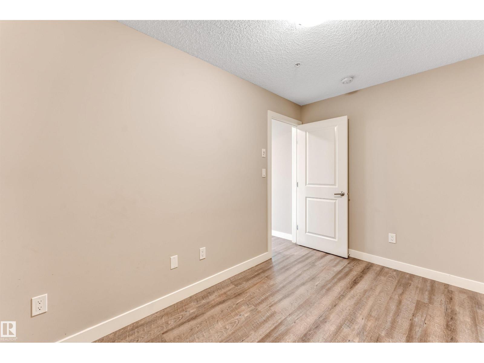 #107 1506 TAMARACK BV NW - 26