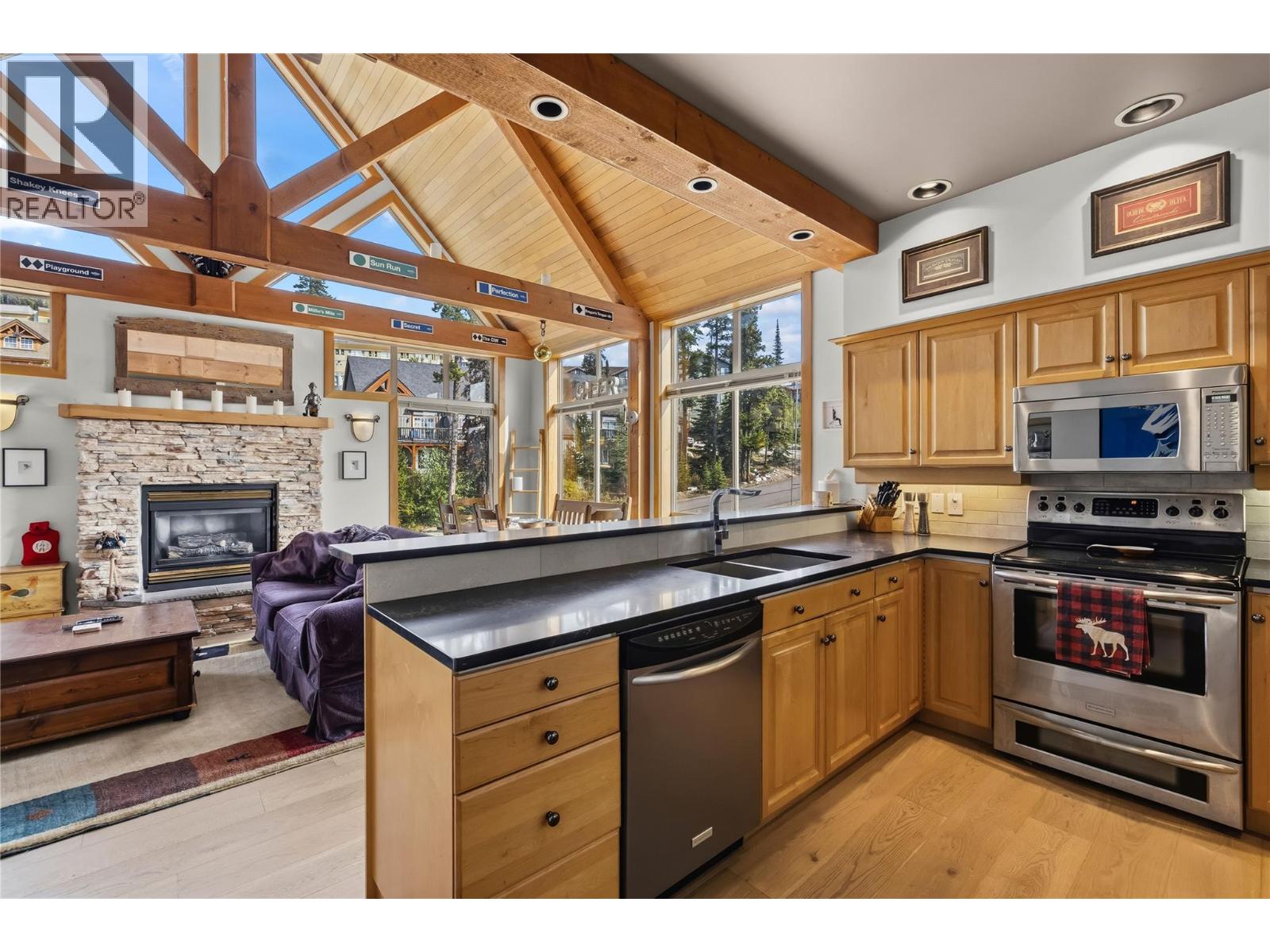 #22 165 Kettle View Road - 10