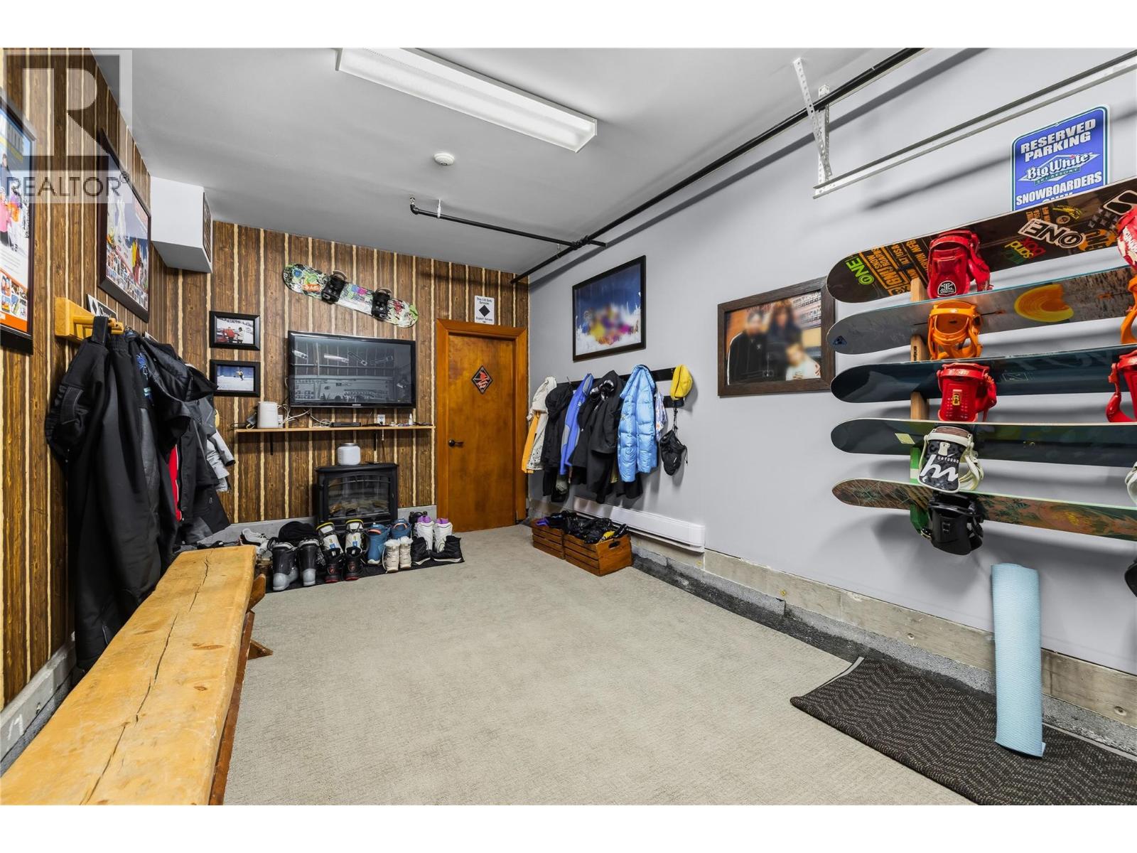 #22 165 Kettle View Road - 29