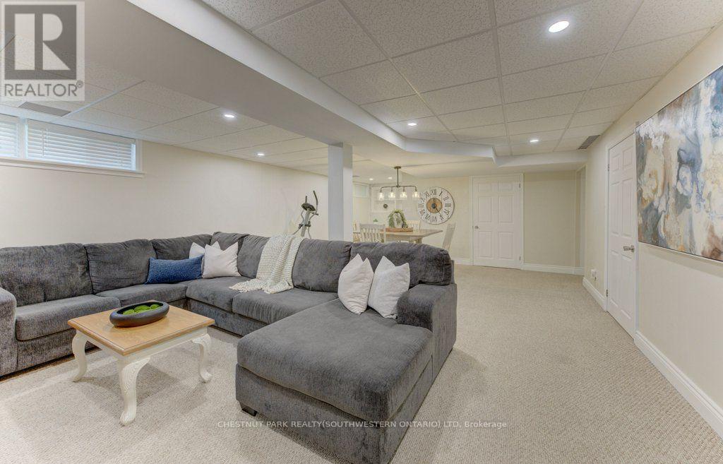 3 BLUE HERON COURT - Image 27