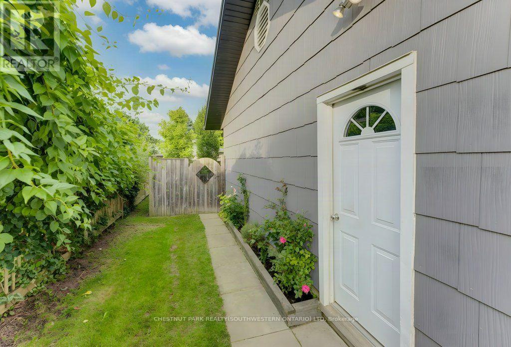 3 BLUE HERON COURT - Image 44