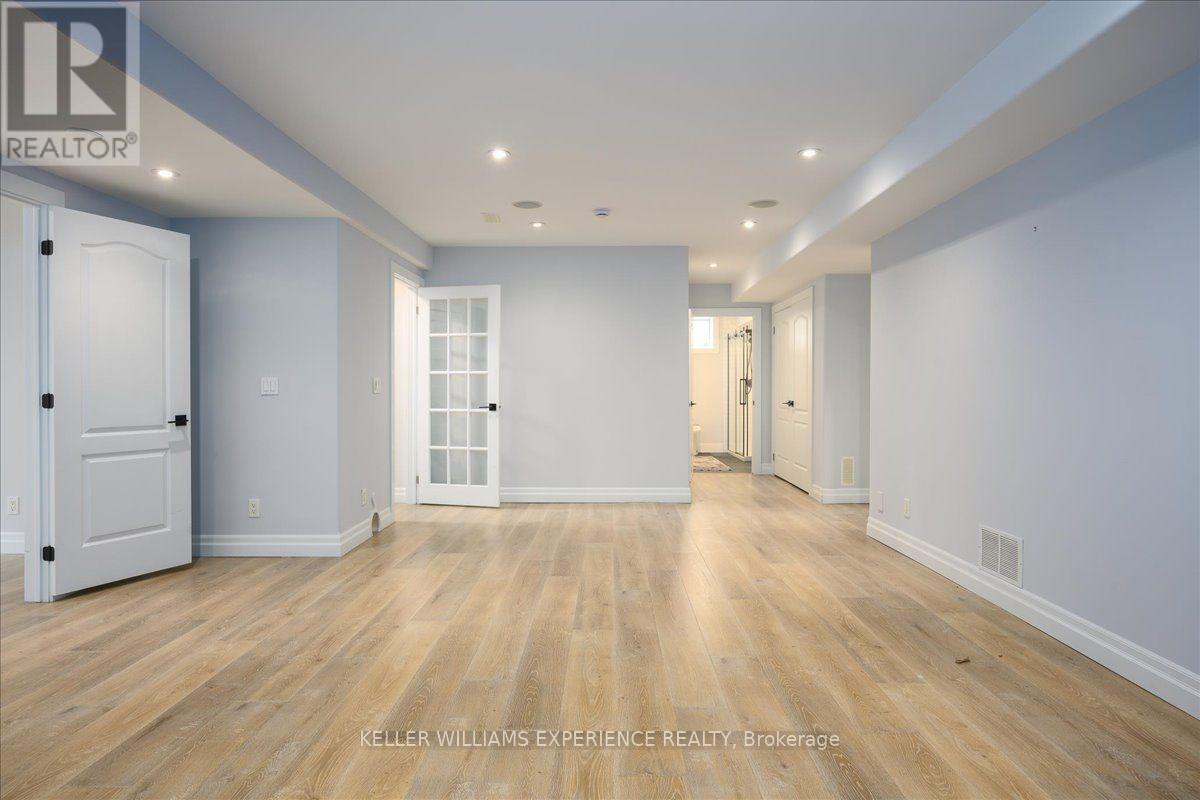 5 GROUSE GLEN - Image 41